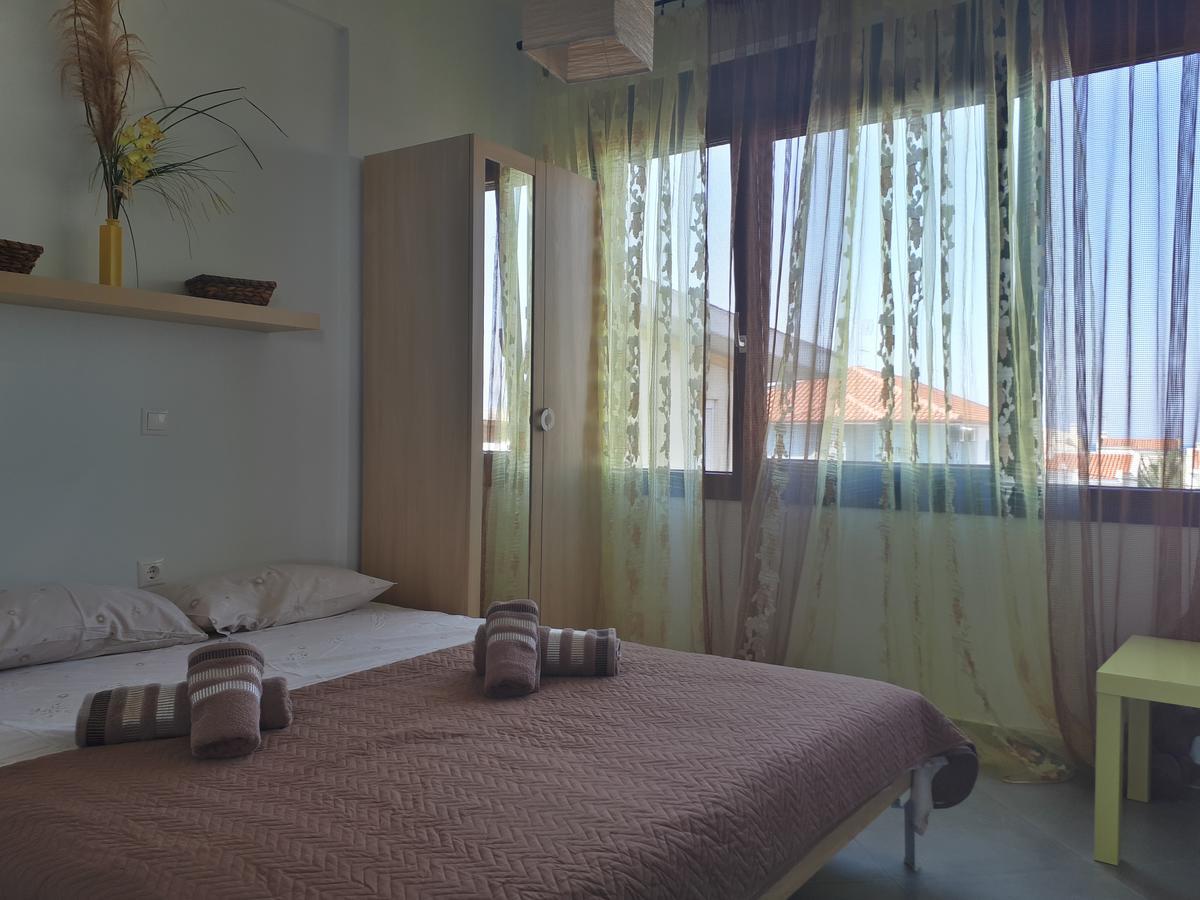 Le Onde Apartment Pefkochori Bagian luar foto