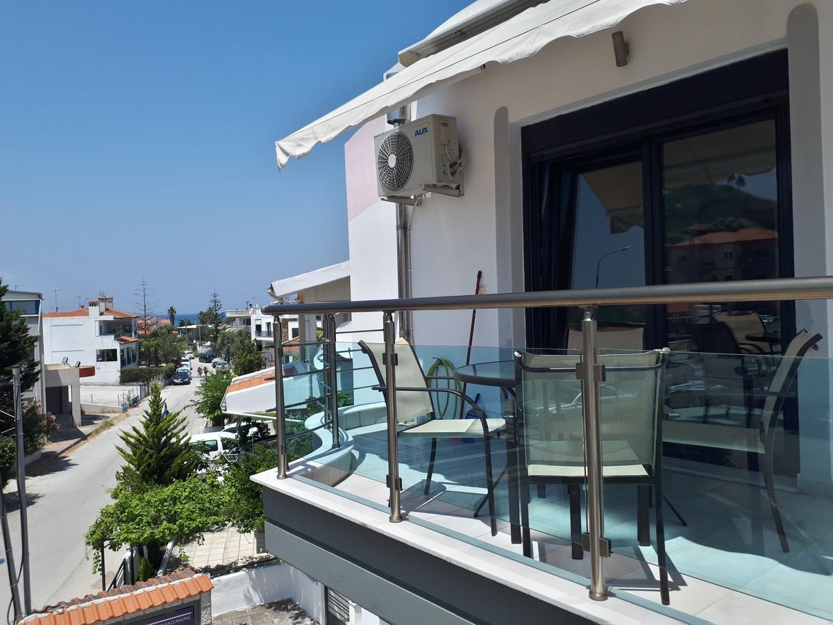Le Onde Apartment Pefkochori Bagian luar foto