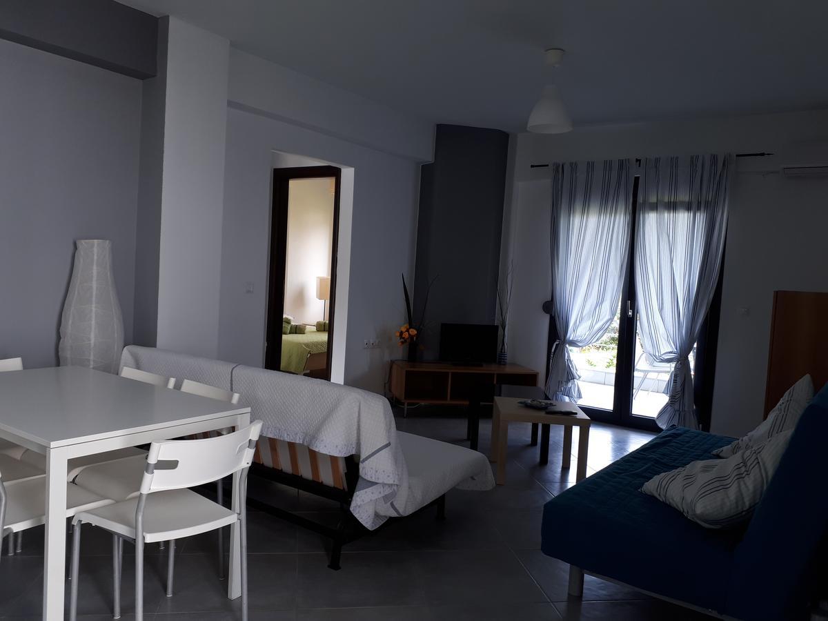Le Onde Apartment Pefkochori Bagian luar foto